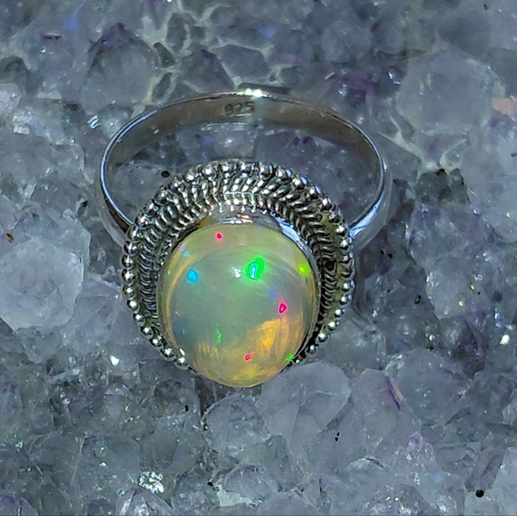 Elegant Silver Ethiopian Opal Ring Size 7.75 - Picture 2 of 15